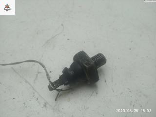 датчик давления масла Volkswagen Transporter T4 1998, 2.5 л., дизель, МКПП, белый, микроавтобус, 028919081D