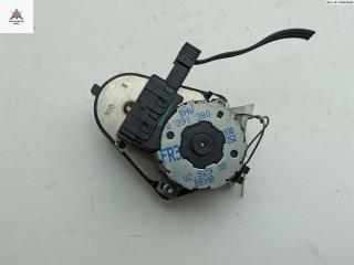 моторчик заслонки печки BMW 7 серия E38 [рестайлинг] 1999, 2.8 л., бензин, МКПП, серый, седан, 8391380