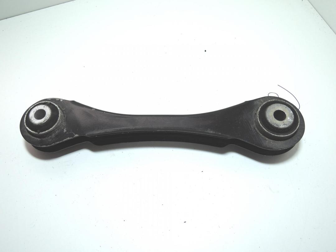 рычаг задний BMW 1 F20/F21 2012, 2.0 л., дизель, МКПП, чёрный, хетчбэк 5 дв., 33326792540