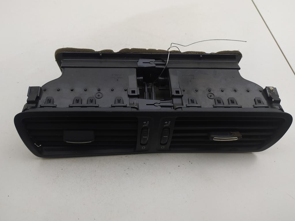 дефлектор обдува салона Volkswagen Passat CC 2010, 2.0 л., дизель, робот, чёрный, седан, 3C2819728E