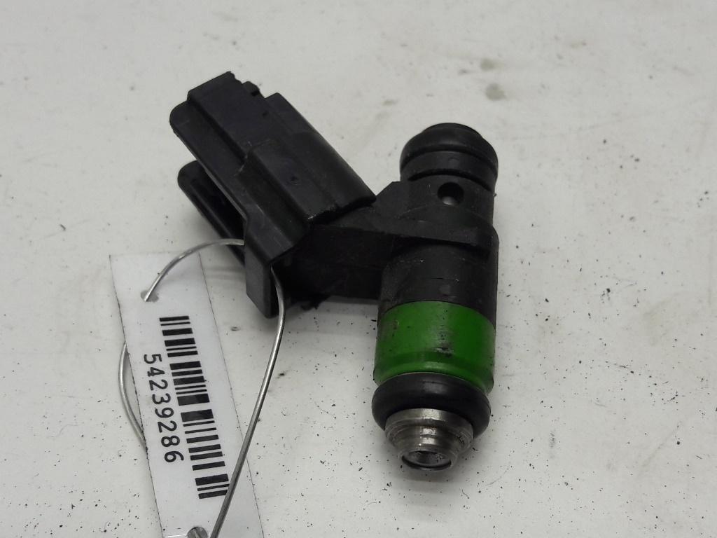 форсунка Skoda Fabia mk1 (6Y) 2003, 1.2 л., бензин, МКПП, серый, универсал, 03E906031