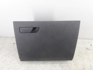 бардачок SEAT Leon 3 поколение 2014, 1.2 л., бензин, МКПП, белый, универсал