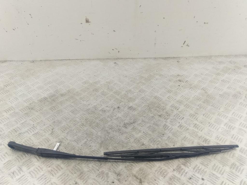 Щеткодержатель (поводок стеклоочистителя) передний Alfa Romeo 166 936 1998, 2.0 л., бензин, МКПП, серый, седан - фото №1