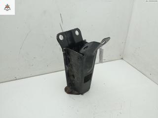 кронштейн переднего бампера Volvo V70 3 поколение 2007, 2.4 л., дизель, АКПП, синий, универсал