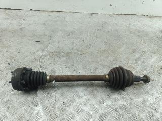 полуось передняя левая (приводной вал, ШРУС) Volkswagen Golf 4 поколение 2000, 1.4 л., бензин, МКПП, синий, хетчбэк 5 дв.