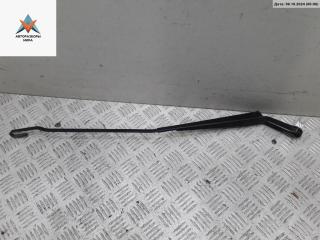 Щеткодержатель (поводок стеклоочистителя) передний Volkswagen Golf 4 поколение 2001, 1.6 л., бензин, МКПП, синий, хетчбэк 3 дв., 1J1955410A