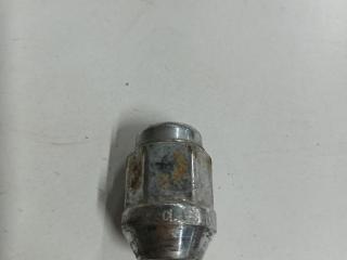 болт колесный Mazda 6 GG [рестайлинг] 2005, 1.8 л., бензин, МКПП, серый, седан