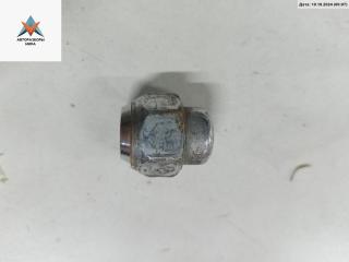 болт колесный Mazda 5 CR 2006, 2.0 л., дизель, МКПП, серый, минивэн, B00237160B