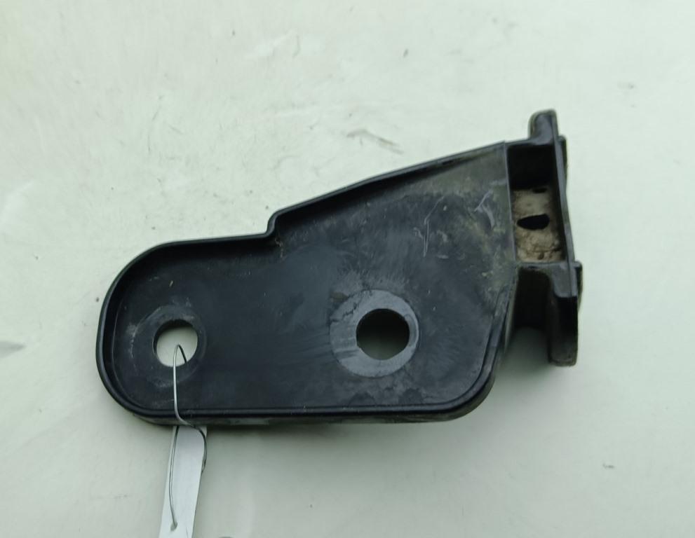 кронштейн переднего бампера BMW 3 E36 1998, 1.9 л., бензин, МКПП, серый, хетчбэк 3 дв., 51118122577, 8122577