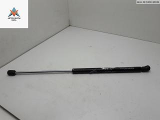 амортизатор крышки багажника (3-5 двери) Volkswagen Passat B5 [рестайлинг] 2001, 1.6 л., бензин, МКПП, серый, универсал, 1J6827550C