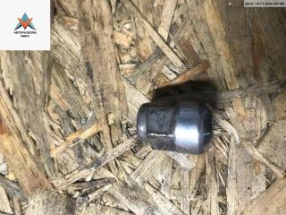 болт колесный Honda CR-V 2 поколение [рестайлинг] 2005, 2.0 л., бензин, АКПП, серый, внедорожник 5 дв., 90304SF0751