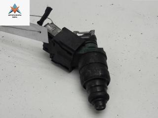 форсунка SEAT Toledo 2 поколение 1999, 1.6 л., бензин, МКПП, красный, седан, 037906031AA