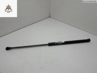 амортизатор крышки багажника (3-5 двери) Volkswagen Passat B5 [рестайлинг] 2001, 1.6 л., бензин, МКПП, синий, универсал, 1J6827550C