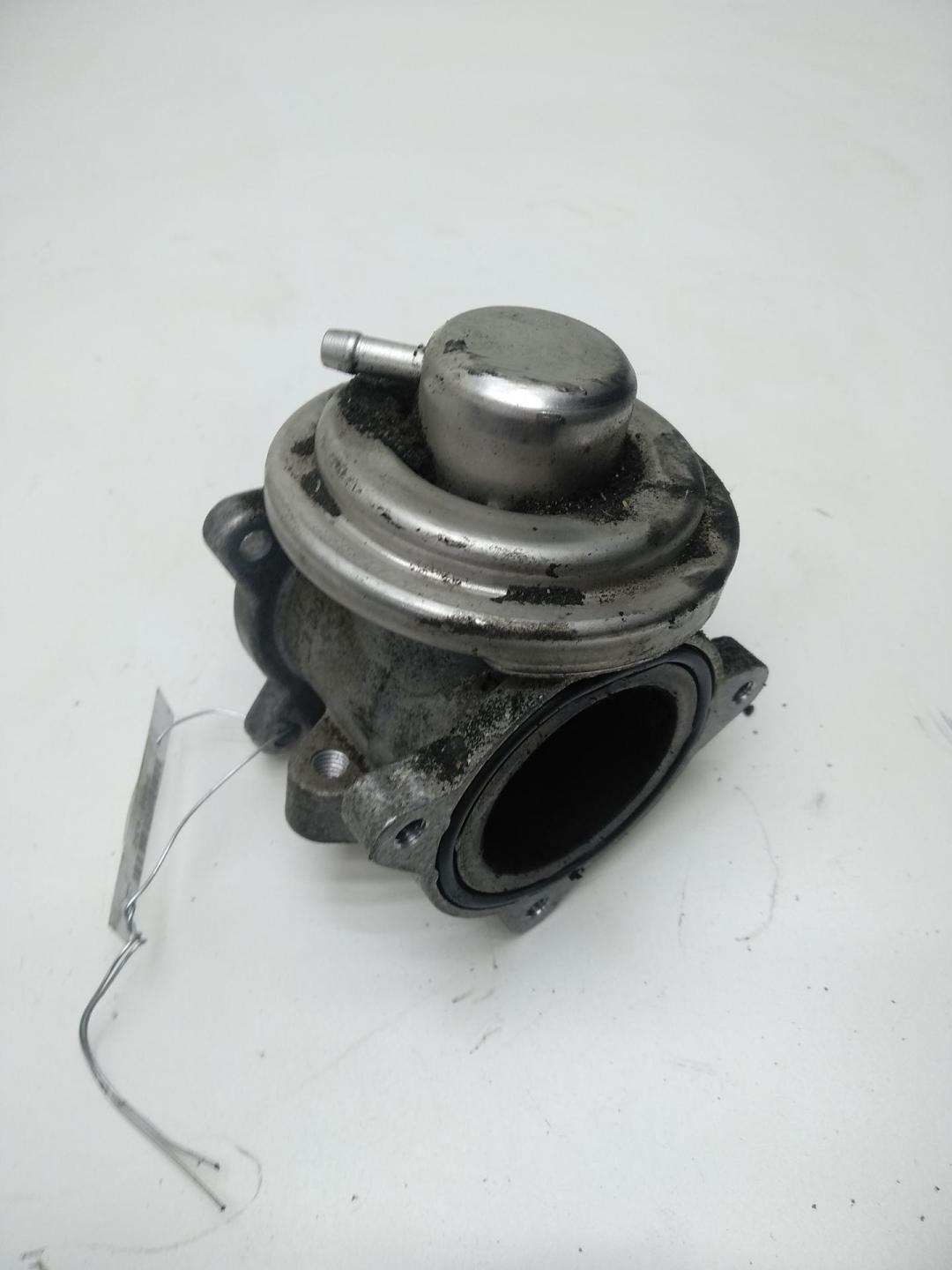 клапан EGR Volkswagen Polo 2002, 1.4 л., дизель, МКПП, чёрный, хетчбэк 5 дв., 045131501K