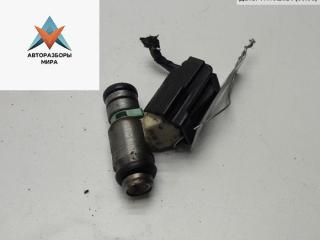 форсунка Volkswagen Golf 5 поколение 2004, 1.4 л., бензин, МКПП, чёрный, хетчбэк 5 дв., 036031AC