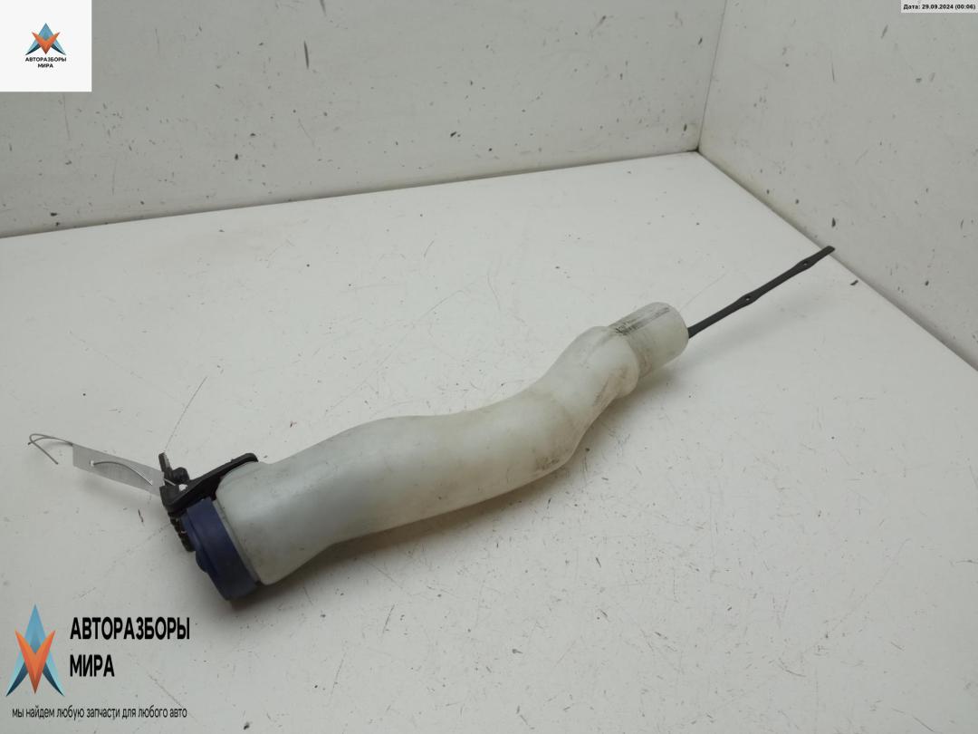 горловина бачка омывателя Fiat Croma 2 поколение 2006, 1.9 л., дизель, МКПП, чёрный, хетчбэк 5 дв. - фото №1