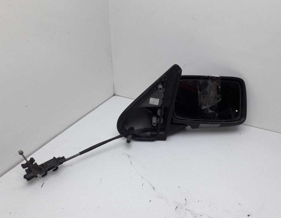 зеркало правое Volkswagen Golf-3 1994, 1.8 л., бензин, МКПП, чёрный, хетчбэк 5 дв., 1H0837402B