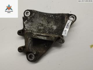 кронштейн КПП Audi A6 4B/C5 [рестайлинг] 2003, 2.5 л., дизель, АКПП, серый, универсал, 4B0399111C