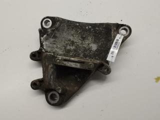 кронштейн КПП Audi A6 4B/C5 [рестайлинг] 2003, 2.5 л., дизель, АКПП, серый, универсал, 4B0399111C