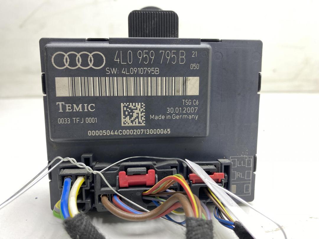 модуль управления двери Audi Q7 4L 2007, 3.0 л., дизель, АКПП, чёрный, внедорожник 5 дв., 4L0959795