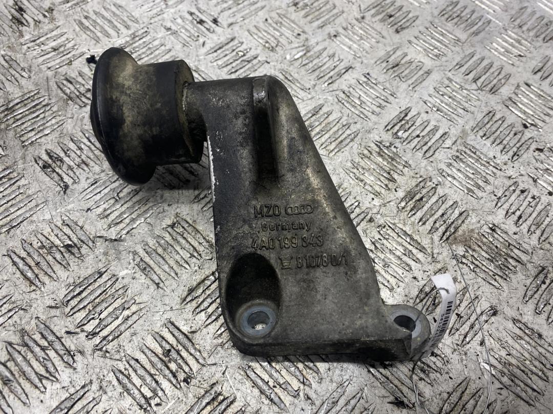 кронштейн двигателя Audi A6 C4 1996, 2.5 л., дизель, МКПП, чёрный, универсал, 4A0199343