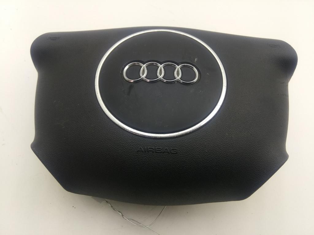 подушка безопасности водителя Audi A4 B6 2004, 1.9 л., дизель, МКПП, серый, универсал, 8P0880201J - фото №1