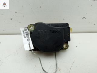 моторчик заслонки печки Volvo V70 2 поколение 2001, 2.4 л., бензин, МКПП, синий, универсал, 74932