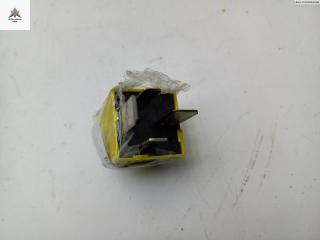 реле бензонасоса Opel Astra H/Family [рестайлинг] 2009, 1.7 л., дизель, МКПП, серый, универсал, 90226846