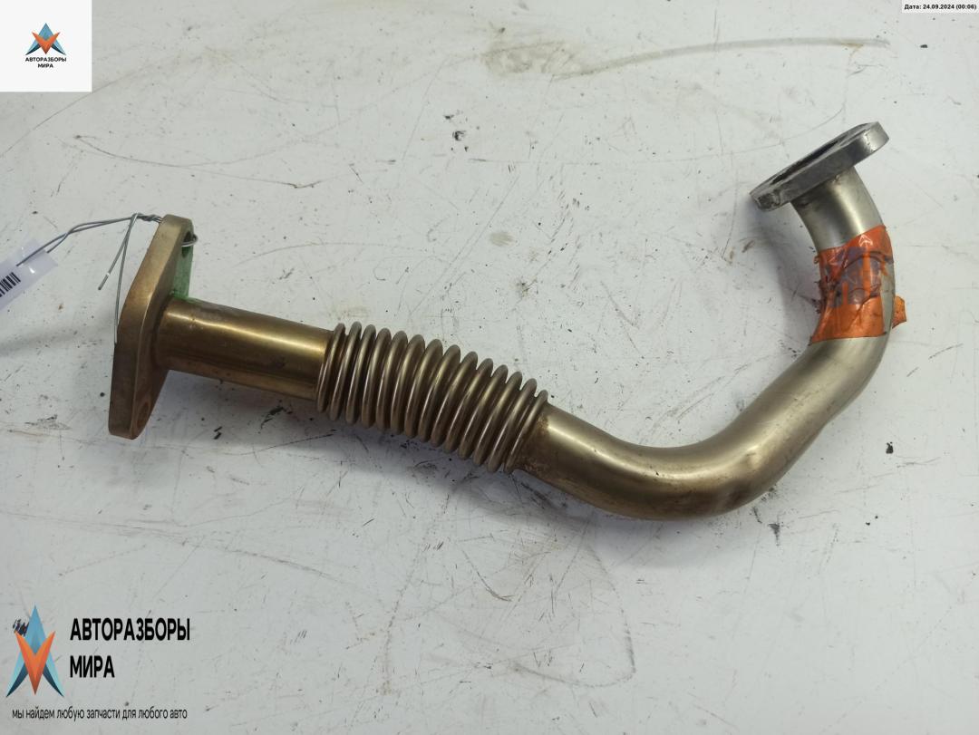 трубка системы рециркуляции EGR Volkswagen Transporter T4 1996, 2.5 л., дизель, МКПП, чёрный, микроавтобус, 074131525D - фото №1