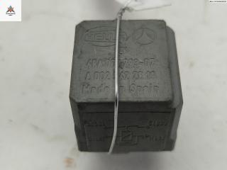 реле (прочие) Mercedes-Benz CLK-Класс C209/A209 2004, 2.7 л., дизель, МКПП, чёрный, купе, 0025422619.1