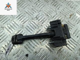 Ограничитель открывания двери задней Opel Astra H/Family [рестайлинг] 2005, универсал, 13107851