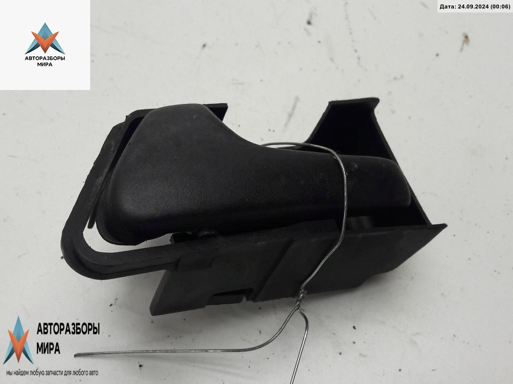 ручка внутренняя передняя левая Volkswagen Golf 3 поколение 1994, 1.6 л., бензин, МКПП, синий, хетчбэк 5 дв., 1H0837141 - фото №1