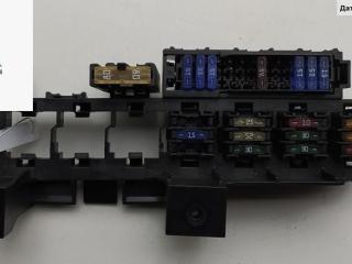 блок предохранителей Volkswagen Transporter T5 [рестайлинг] 2012, 2.0 л., бензин, АКПП, серый, микроавтобус