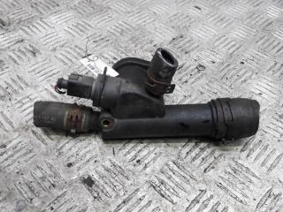 фланец (тройник) системы охлаждения Volkswagen Golf 5 поколение 2005, 1.9 л., дизель, МКПП, чёрный, хетчбэк 5 дв.