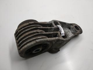 кронштейн (крепление) Audi A6 C5 1998, 2.4 л., бензин, АКПП, чёрный, универсал, 8E0501922M
