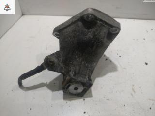 кронштейн двигателя Audi A6 4B/C5 [рестайлинг] 2003, 2.5 л., дизель, АКПП, чёрный, универсал, 4B0199808D