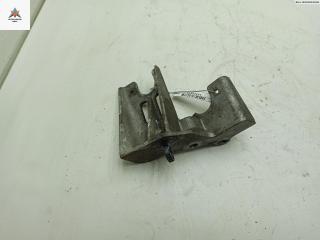 кронштейн (крепление) Renault Megane 2 поколение 2003, 1.6 л., бензин, МКПП, зелёный, универсал, 8200186367