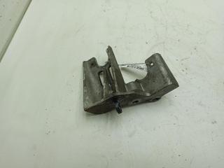 кронштейн (крепление) Renault Megane 2 поколение 2003, 1.6 л., бензин, МКПП, зелёный, универсал, 8200186367
