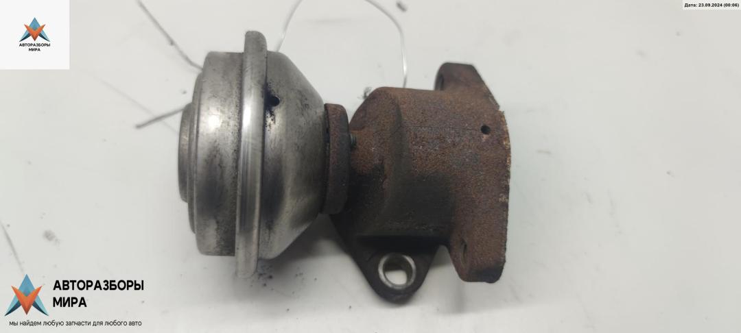 клапан EGR Audi A6 4B/C5 2000, 2.5 л., дизель, МКПП, чёрный, универсал, 059131503 - фото №1