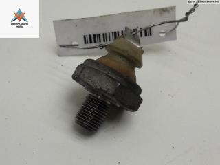 датчик давления масла Volkswagen Golf 3 поколение 1993, 1.6 л., бензин, МКПП, красный, хетчбэк 5 дв., 068919091A