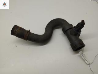 патрубок радиатора Audi A6 4B/C5 1999, 2.5 л., дизель, 4B0121049D