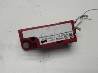 датчик AirBag Volkswagen Golf 4 поколение 1999, 2.0 л., бензин, МКПП, синий, универсал, 1J0909606D