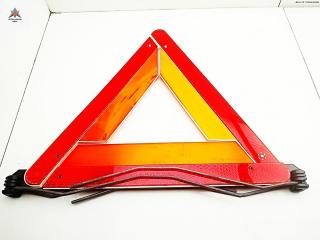 знак аварийной остановки BMW 5 серия E39 1997, 2.0 л., бензин, МКПП, зелёный, седан, 71601095535