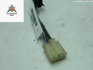 разъем (фишка) проводки Volkswagen Passat B3 1990, 1.8 л., бензин, МКПП, красный, универсал, 191971835