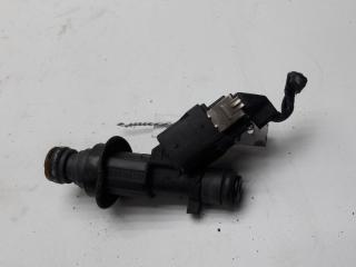 форсунка Volkswagen Polo 1999, 1.4 л., бензин, МКПП, зелёный, универсал, 030906031L