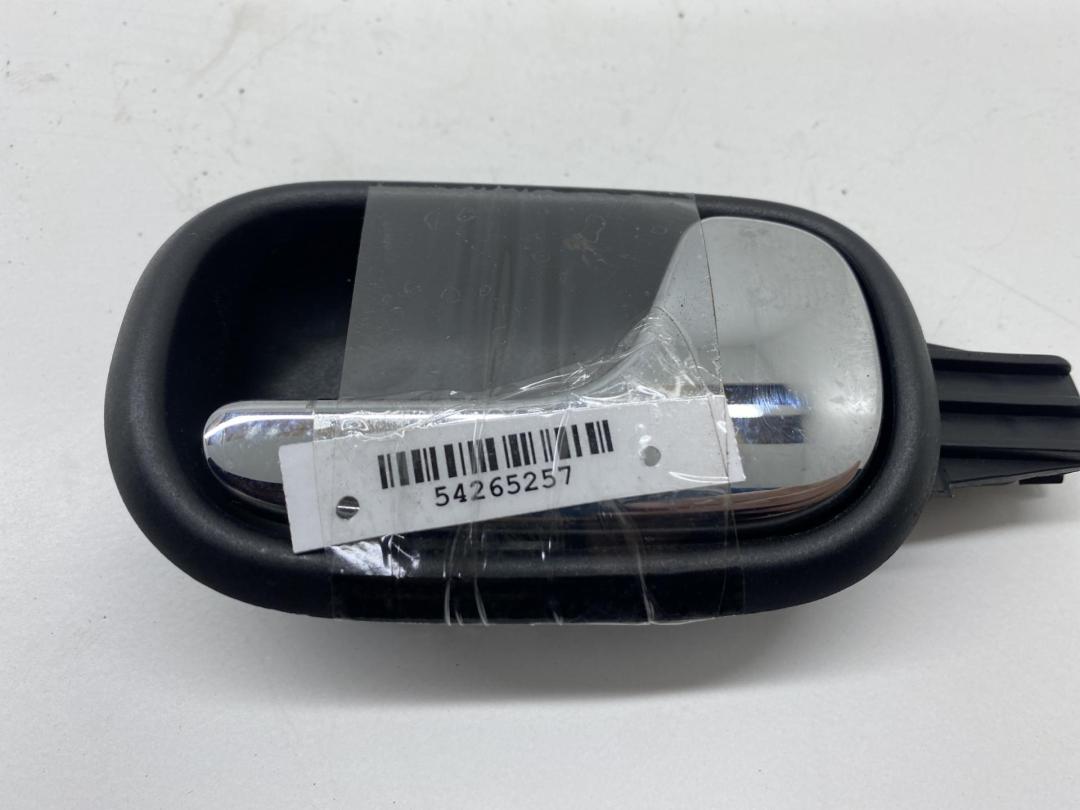 ручка внутренняя задняя правая Audi A4 B5 1996, 1.8 л., бензин, МКПП, синий, седан, 8D0839020