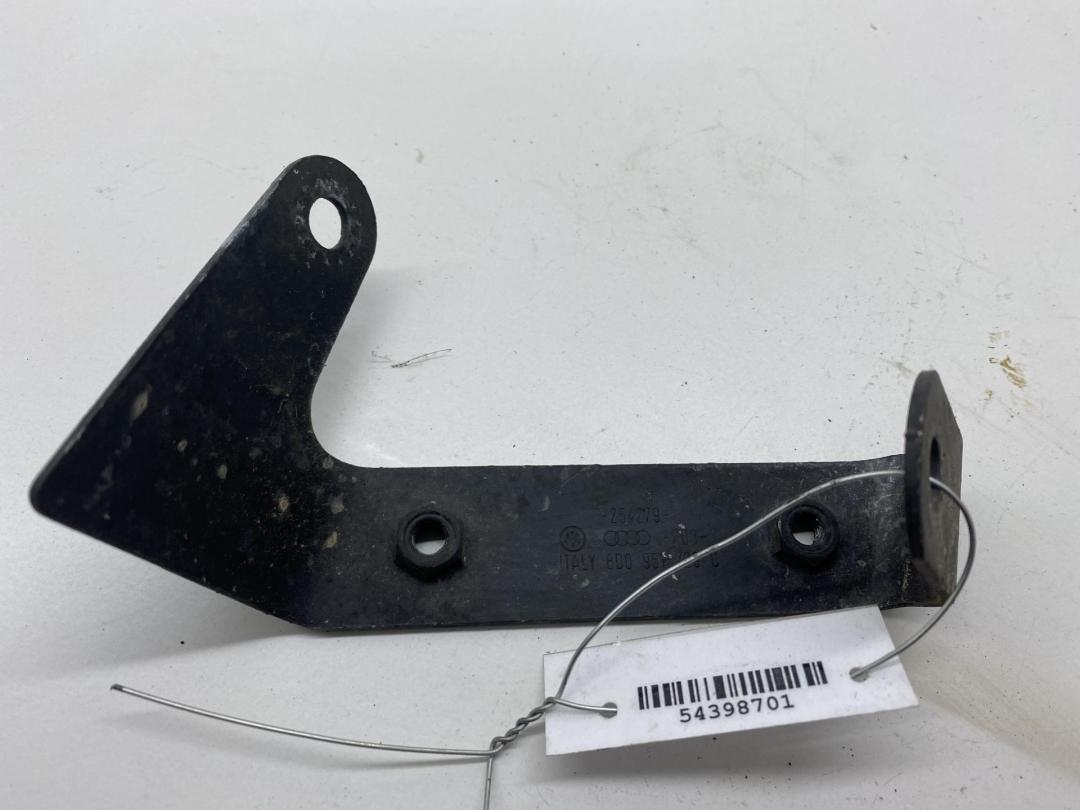 кронштейн (крепление) Audi A4 B5 1997, 1.6 л., бензин, МКПП, серый, универсал, 8D0951229C