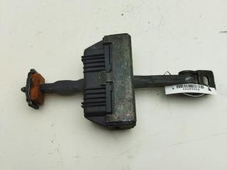 ограничитель открывания двери BMW 5 серия E60/E61 2004, седан