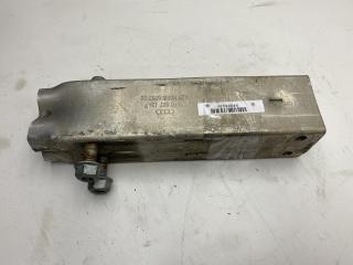 кронштейн переднего бампера Audi A6 4F/C6 2005, 3.0 л., дизель, АКПП, чёрный, седан, 4F0807134
