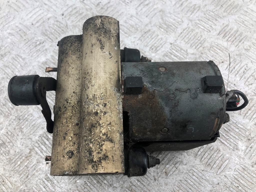 блок ABS Volvo 940 1992, 2.3 л., бензин, МКПП, синий, универсал, 0265205010, 3530871